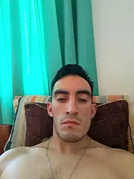 Snapshot of TommyMomentum chatting on 01-07-26, 08:22 TommyMomentum online show from 01-07-26, 08:22