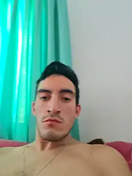 Snapshot of TommyMomentum chatting on 02-15-26, 06:15 TommyMomentum online show from 02-15-26, 06:15