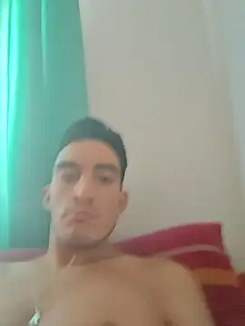 Snapshot of TommyMomentum chatting on 03-06-26, 03:52 TommyMomentum online show from 03-06-26, 03:52