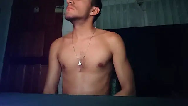 Snapshot of TommyMomentum chatting on 03-13-26, 05:14 TommyMomentum online show from 03-13-26, 05:14