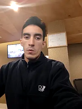 Snapshot of TommyMomentum chatting on 03-21-26, 02:49 TommyMomentum online show from 03-21-26, 02:49