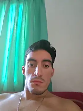 Snapshot of TommyMomentum chatting on 03-26-26, 08:58 TommyMomentum online show from 03-26-26, 08:58