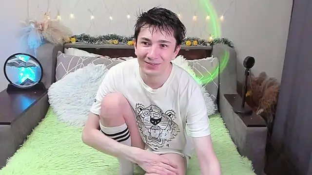 Yumi steve online show from 10-25-25, 05:51