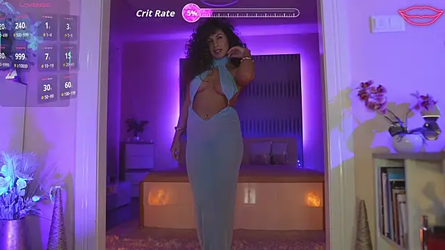 Snapshot of Marilyn_La_Rose chatting on 10-19-25, 05:57 Marilyn La Rose online show from 10-19-25, 05:57