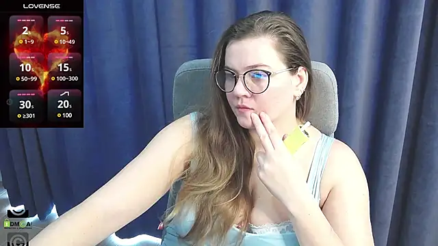 KellyKleine online show from 03-04-25, 08:13