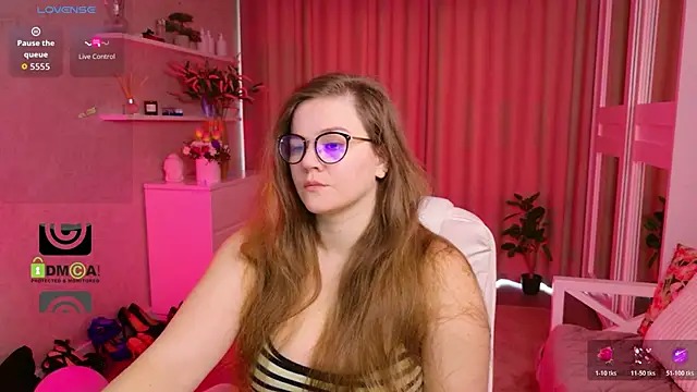 KellyKleine online show from 03-09-26, 07:12