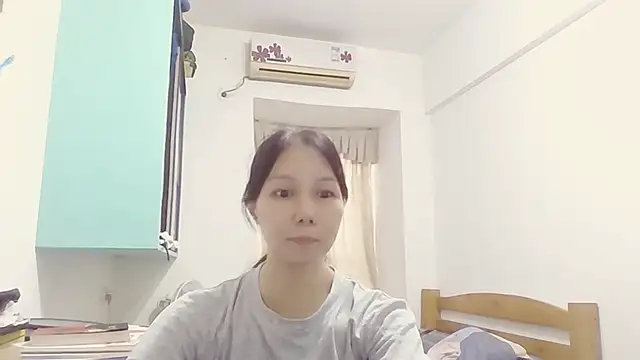 Snapshot of Asiannina chatting on 09-17-25, 08:05 Asiannina online show from 09-17-25, 08:05
