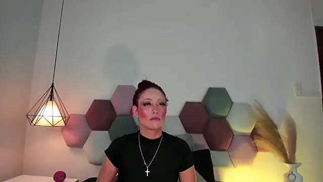 JupiteFox online show from 10-20-25, 10:54