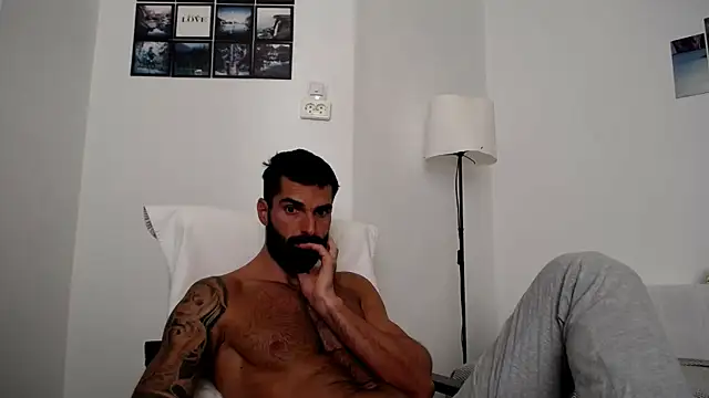 Verycutex online show from 09-28-25, 08:42