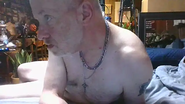 Makowboy online show from 10-18-25, 02:36