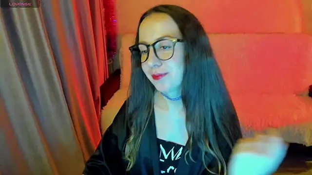 CurlySteph online show from 10-16-25, 06:20