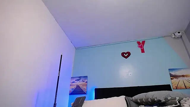 Snapshot of juanses_n_toro chatting on 03-20-25, 04:31 juanses n toro online show from 03-20-25, 04:31