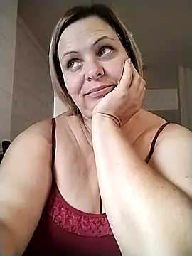 EvaCristal online show from 10-08-25, 06:11