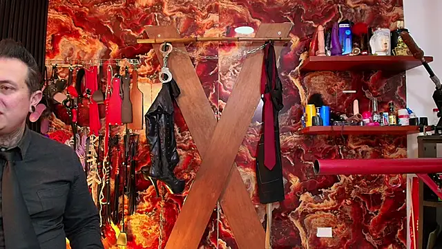 Snapshot of boy_n_girl chatting on 10-21-25, 09:43 boy n girl online show from 10-21-25, 09:43