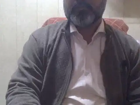 hairymaster95 online show from 12-17-24, 04:12