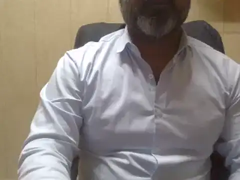 hairymaster95 online show from 12-18-24, 04:20