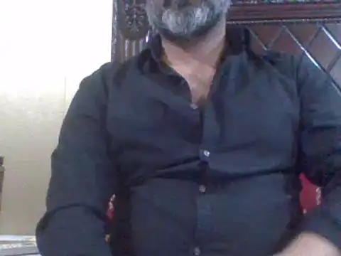 hairymaster95 online show from 12-18-24, 05:42