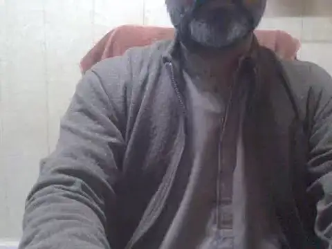 hairymaster95 online show from 12-27-24, 04:15