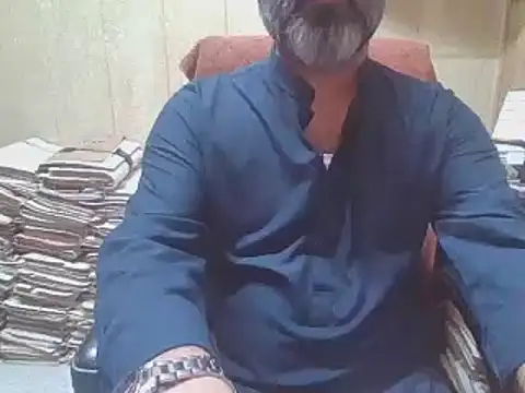 hairymaster95 online show from 10-16-25, 03:29