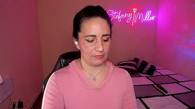 stefany miller77 online show from 01-10-25, 03:48