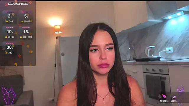 Snapshot of Megan_Nilson chatting on 12-19-24, 12:56 Megan Nilson online show from 12-19-24, 12:56