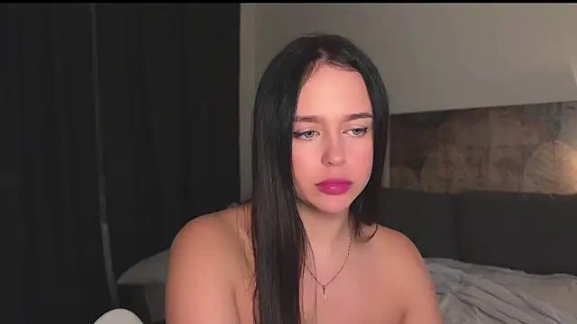 Snapshot of Megan_Nilson chatting on 02-06-25, 05:03 Megan Nilson online show from 02-06-25, 05:03