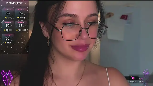 Snapshot of Megan_Nilson chatting on 02-17-25, 09:52 Megan Nilson online show from 02-17-25, 09:52