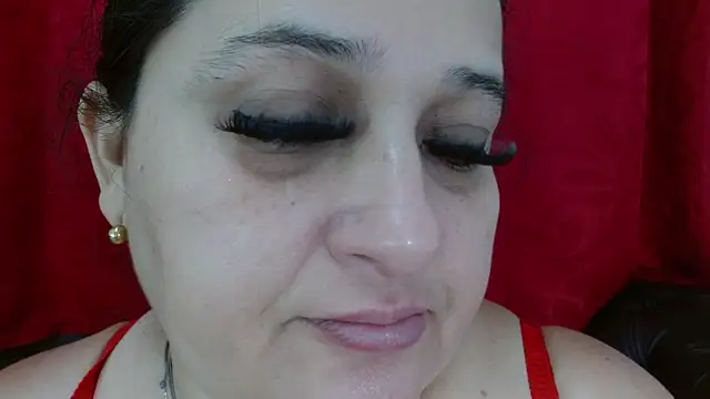 Kerly Doll online show from 12-16-25, 12:32