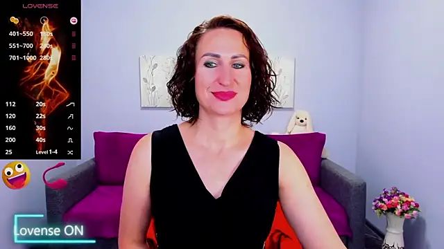 Nia Smithh online show from 09-27-25, 05:34