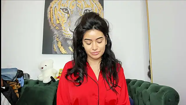 AnnaKarin online show from 02-24-25, 09:21