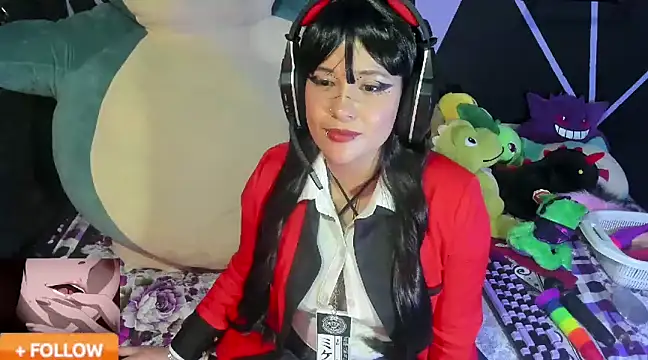 Snapshot of Emilythemachine chatting on 02-11-25, 12:49 Emilythemachine online show from 02-11-25, 12:49