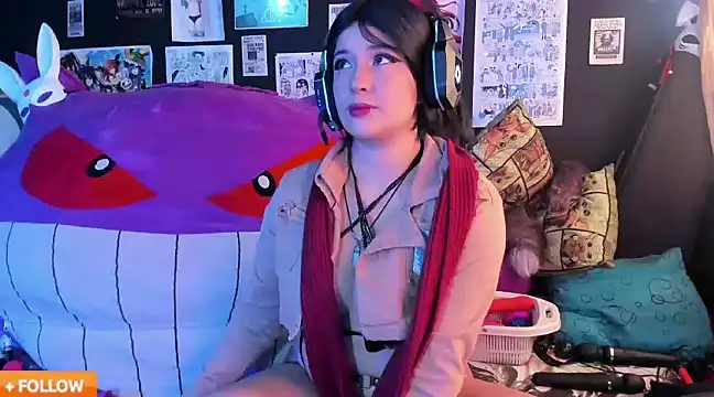 Snapshot of Emilythemachine chatting on 03-06-25, 03:13 Emilythemachine online show from 03-06-25, 03:13