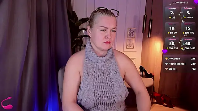 YolandaKiss online show from 03-18-25, 02:36