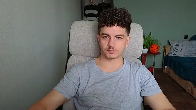 Remy Miles online show from 11-28-25, 10:07