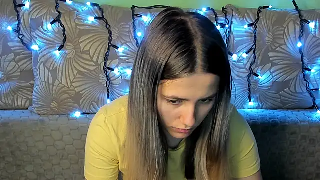 Snapshot of MaggieCake chatting on 11-01-25, 04:36 MaggieCake online show from 11-01-25, 04:36