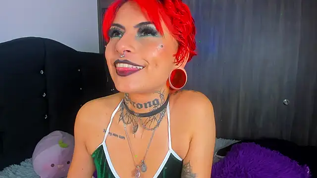 Rainnbow  online show from 12-20-24, 04:20