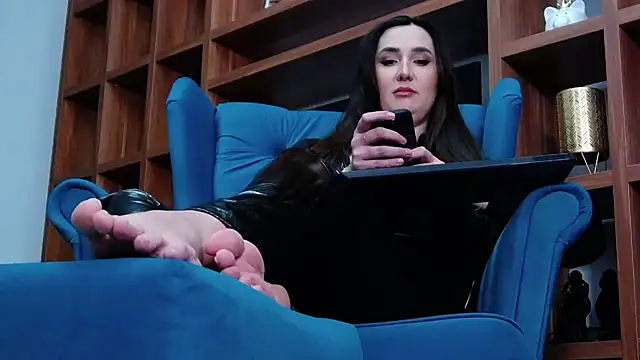 Snapshot of Mistress_Audrey chatting on 01-09-25, 10:09 Mistress Audrey online show from 01-09-25, 10:09