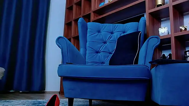 Snapshot of Mistress_Audrey chatting on 02-26-25, 05:53 Mistress Audrey online show from 02-26-25, 05:53