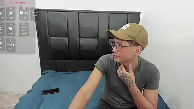 javieryalejandro online show from 09-20-25, 10:11