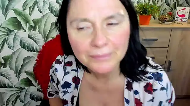 Ellennaughty online show from 01-30-25, 03:55