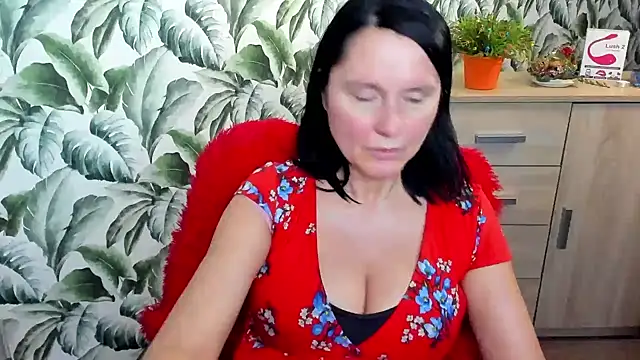 Ellennaughty online show from 02-18-25, 01:10