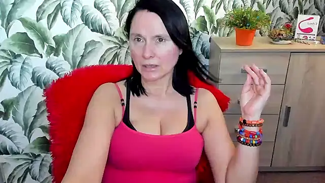 Ellennaughty online show from 02-20-25, 01:57