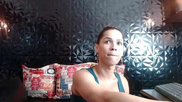 PINK  LOLA1 online show from 12-05-24, 10:34