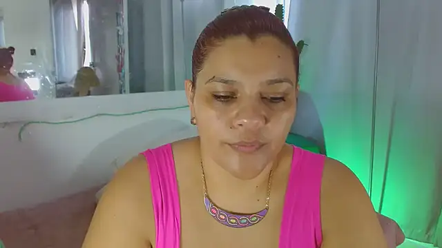Selenna01 online show from 02-01-25, 02:34