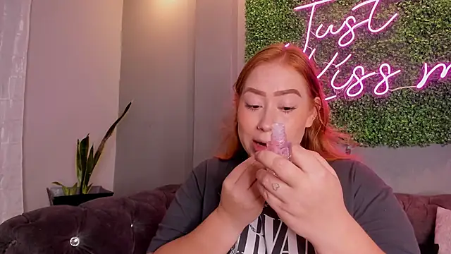 hannamartinn online show from 10-08-25, 03:31