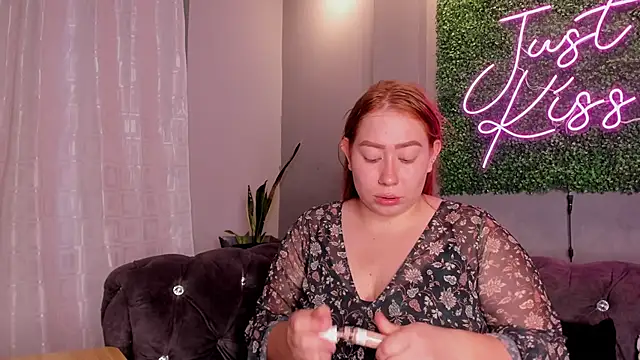 hannamartinn online show from 10-09-25, 03:43