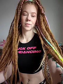 LucidLucy online show from 01-13-26, 02:11