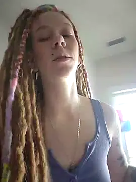 LucidLucy online show from 03-03-26, 03:40