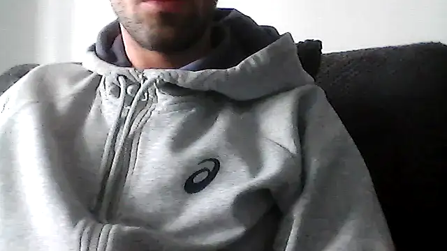 Snapshot of juju156111 chatting on 10-19-25, 08:37 juju156111 online show from 10-19-25, 08:37