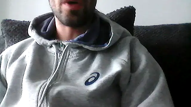 Snapshot of juju156111 chatting on 10-27-25, 09:13 juju156111 online show from 10-27-25, 09:13